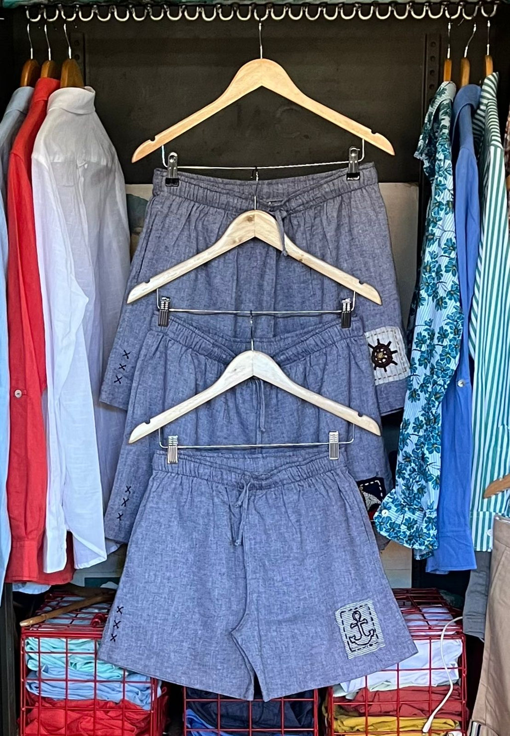 DENIM CHAMBREY SHORTS